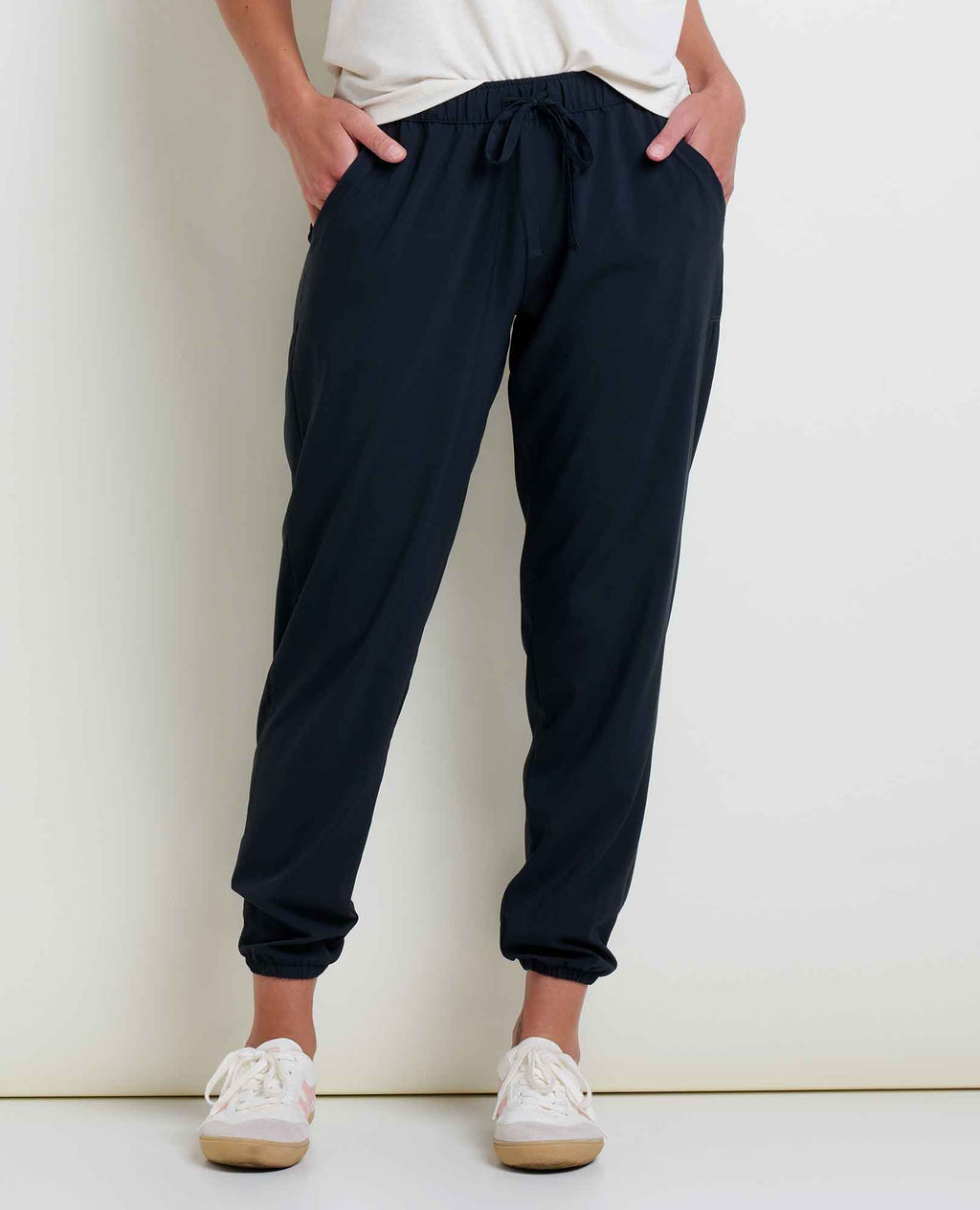 Active Jogger - Black