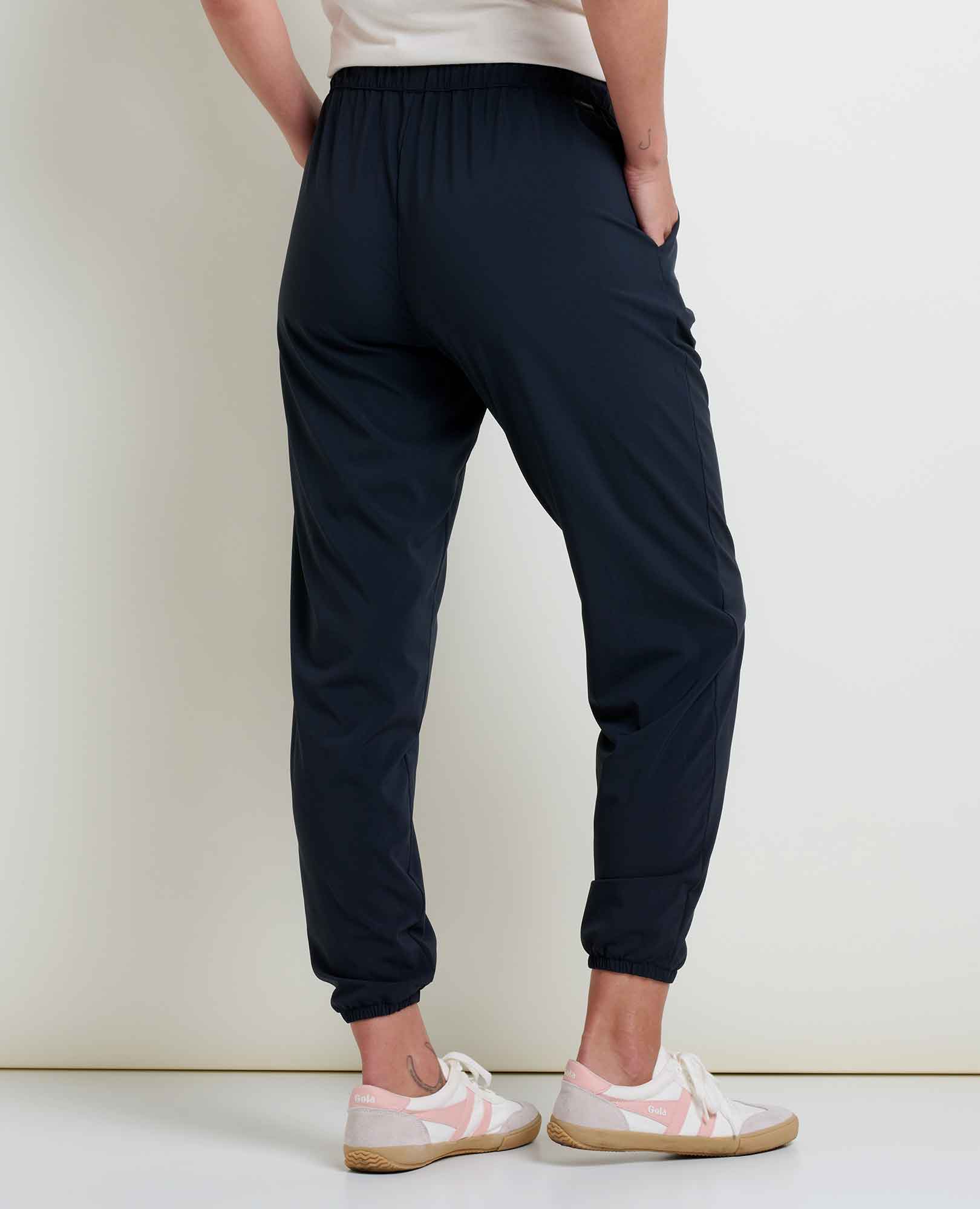 Active Jogger - Black